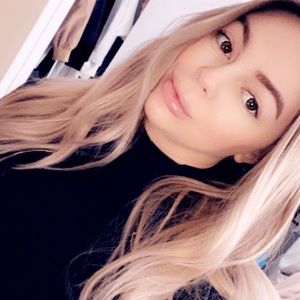 Meet your Posher, Brianna